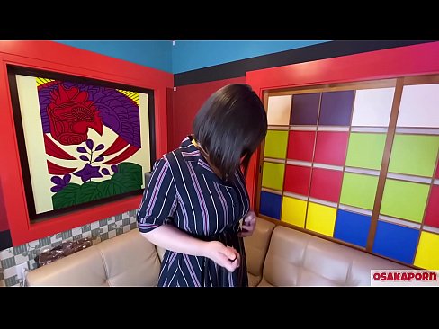 ❤️ د لویو شونډو سره جاپاني خوږه د جنسي لوبو سره مشت زنی کوي او یو orgasm لري. نوموړې په یوه مرکه کې د خپلې تجربې په اړه خبرې کوي. غټې شونډې او ویښتانې بلی په لوړ غږ چیغې کوي. اوساکاپورن ❤️  په موږ کې٪ ps.porn-milf300.ru٪؛ ❌️